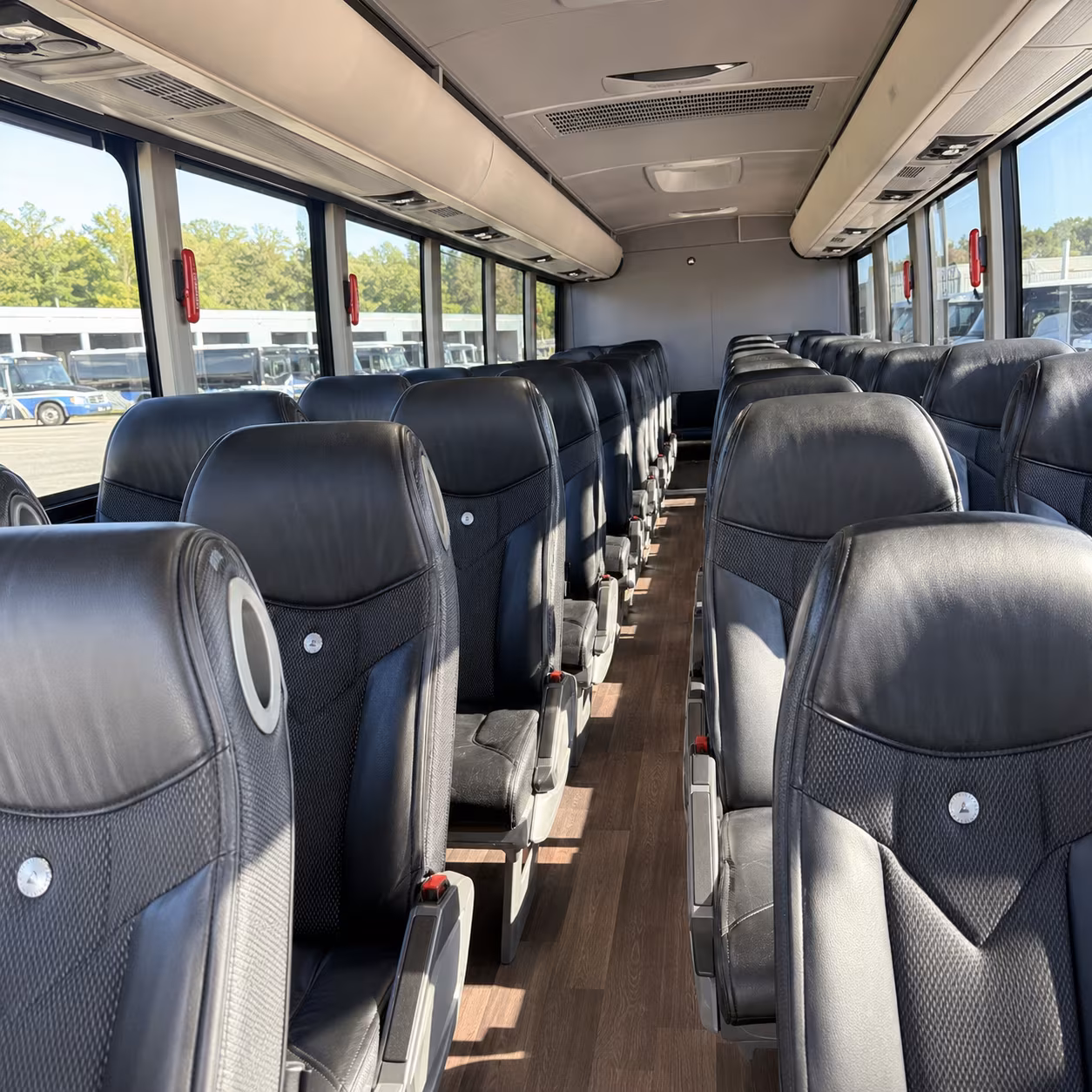compare melbourne bus rentals from a network of companies in minutes